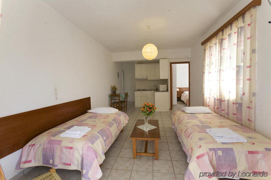 Gikas Hotel de apartamente 3*