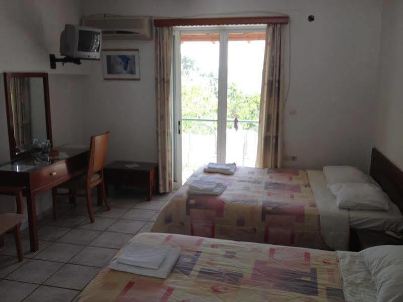 Aparthotel Gikas 3*